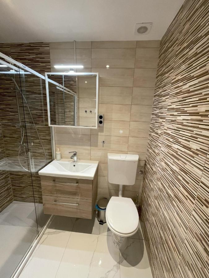 Mano Guesthouse 布达佩斯 外观 照片