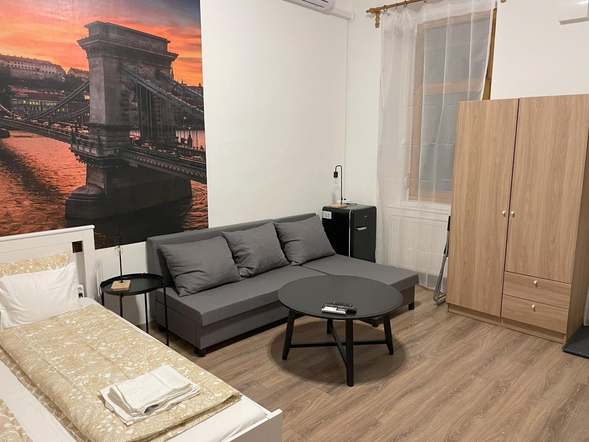 Mano Guesthouse 布达佩斯 外观 照片